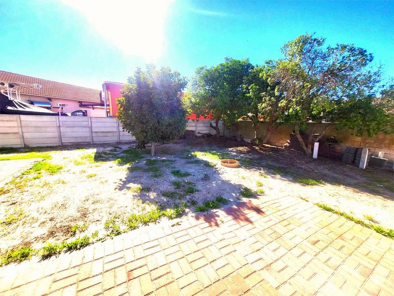 4 Bedroom Property for Sale in Port Owen Western Cape